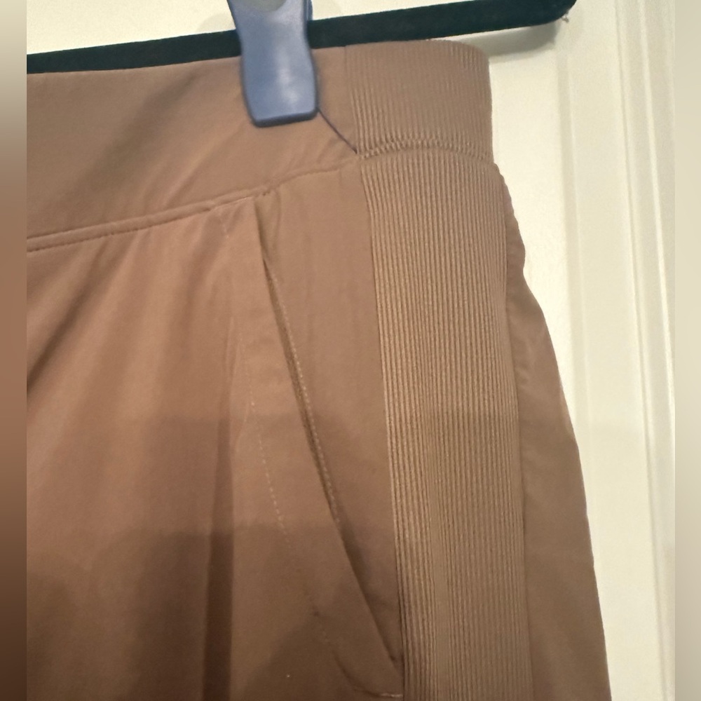 Athleta Brooklyn Ankle Pant in Mineral Brown Size 14 - Picture 4 of 7